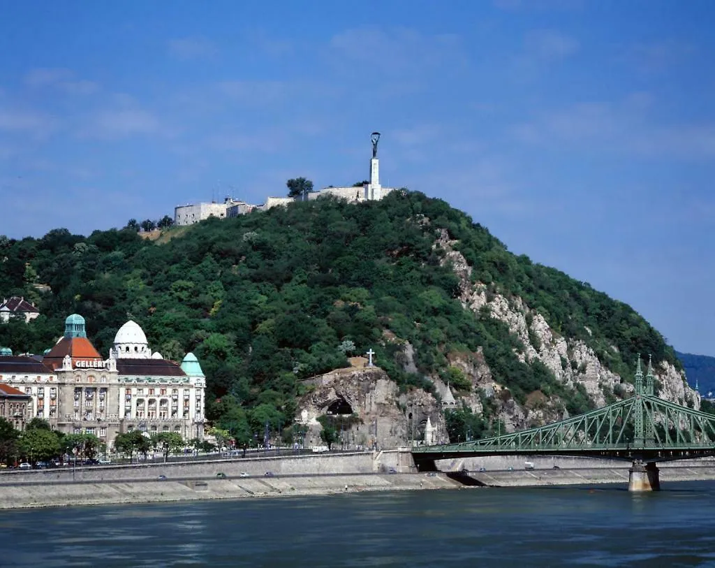 Corvinus Apartman Budapest Hungary